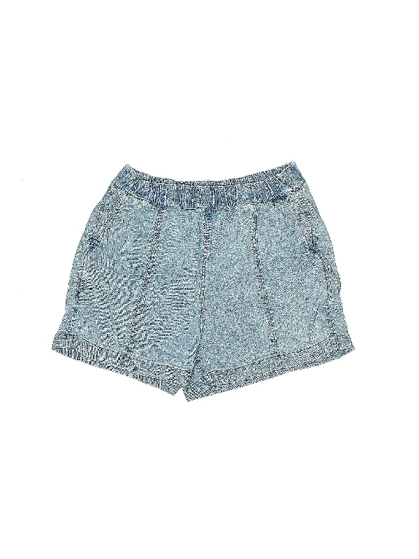 High-Rise Denim Shorts in Light Wash