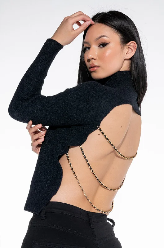 OPEN BACK CHAIN DETAIL MOCK NECK SWEATER